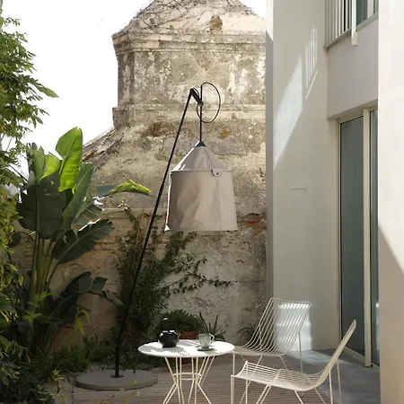 Πανσιόν Patio Do Tijolo 4*